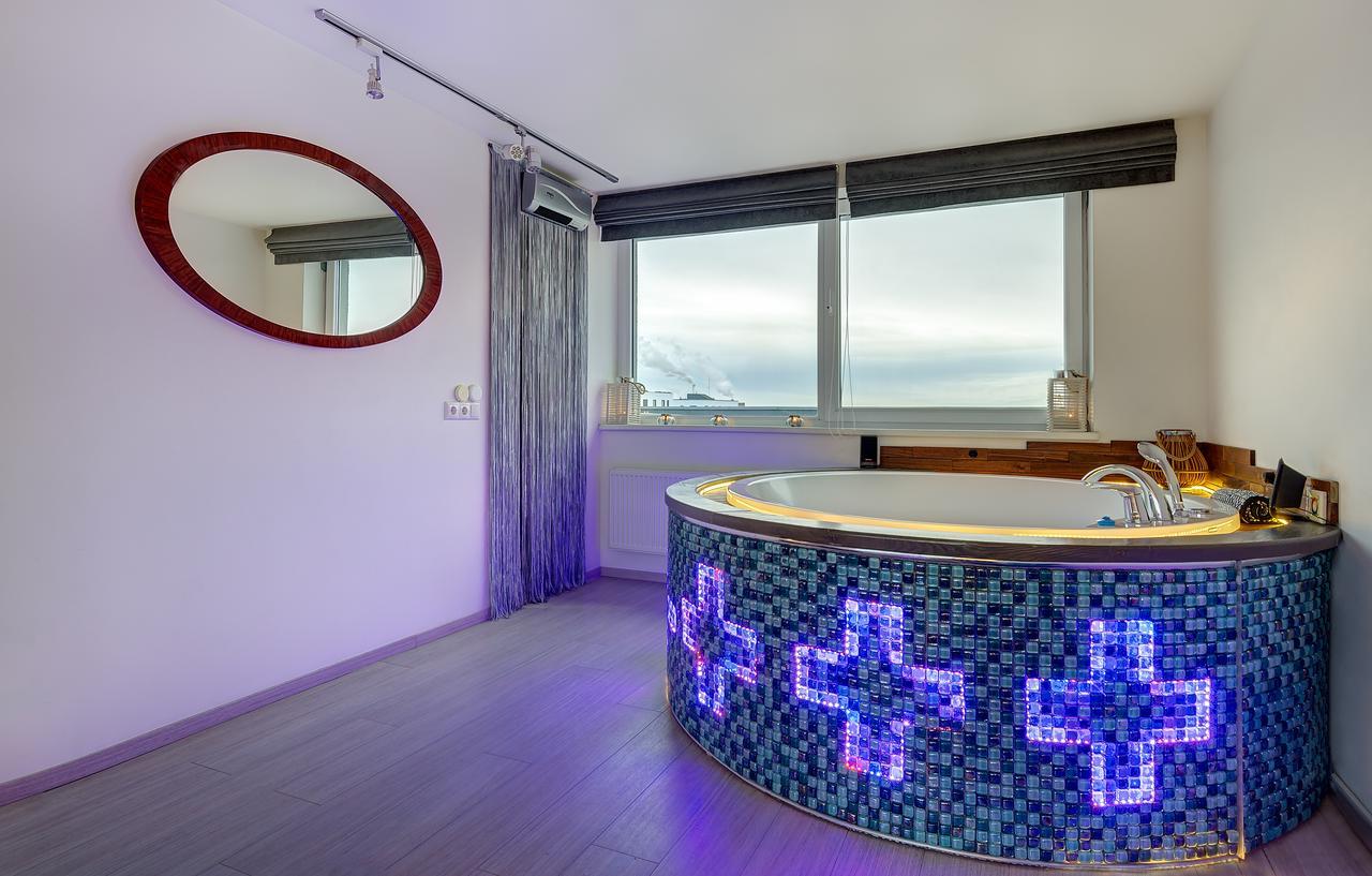 June Street Spa Apartments วิลนีอุส ภายนอก รูปภาพ